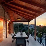Caneva - Countryside Haven With Full Privacy Vila