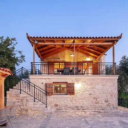 Caneva - Countryside Haven With Full Privacy Villa