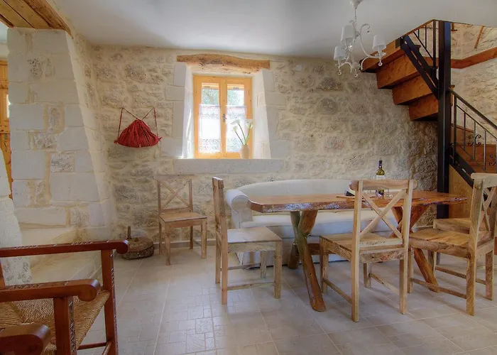 Villa Caneva - Countryside Haven With Full Privacy *