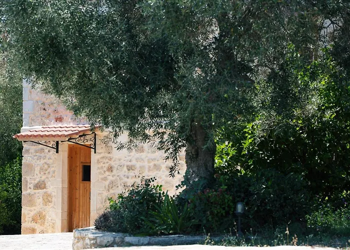 Caneva - Countryside Haven With Full Privacy Villa