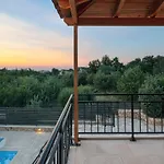Caneva - Countryside Haven With Full Privacy