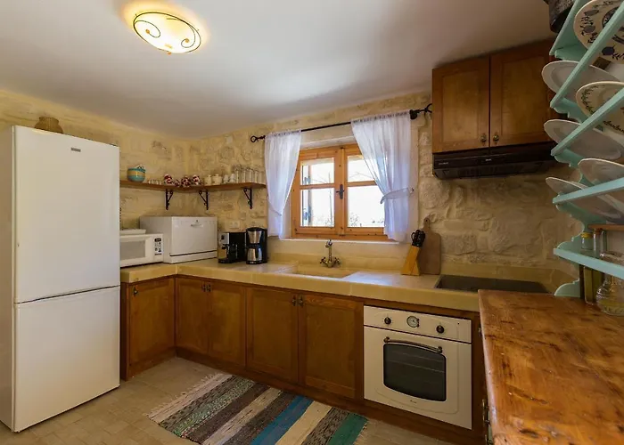 Villa Caneva - Countryside Haven With Full Privacy *