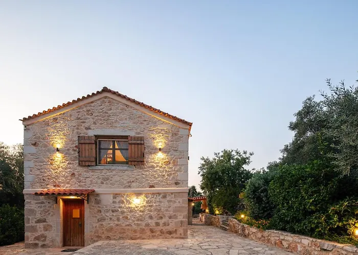 Caneva - Countryside Haven With Full Privacy Villa